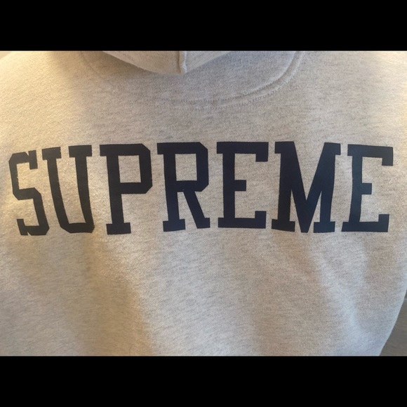 RARE: Supreme x Champion authentic sweatshirt - Picture 1 of 6